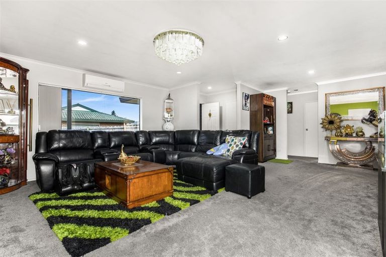 Photo of property in 42 Enuamanu Road, Favona, Auckland, 2024
