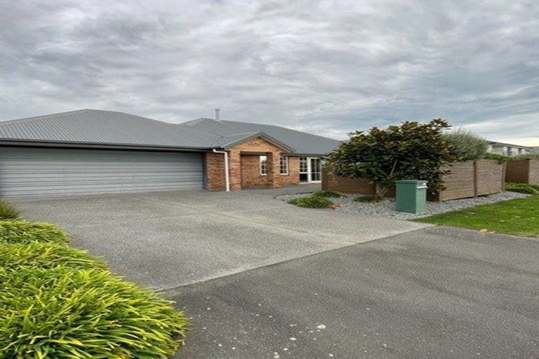 Photo of property in 19 Millstream Drive, Northwood, Christchurch, 8051