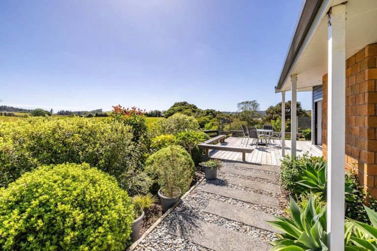 Photo of property in 65 Jamesons Esplanade, Haruru, 0204