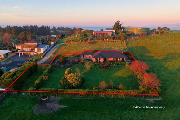 Photo of property in 68 Churchill Street, Kaikoura, 7300