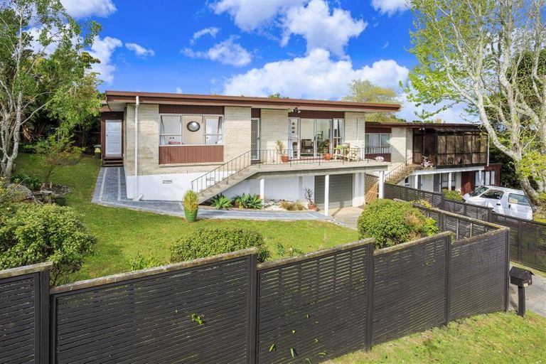 Photo of property in 2/2 Northwick Place, Hillcrest, Auckland, 0627