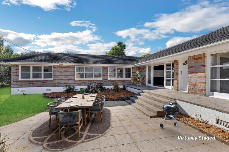 Photo of property in 24 Rollerson Street, Papakura, 2110