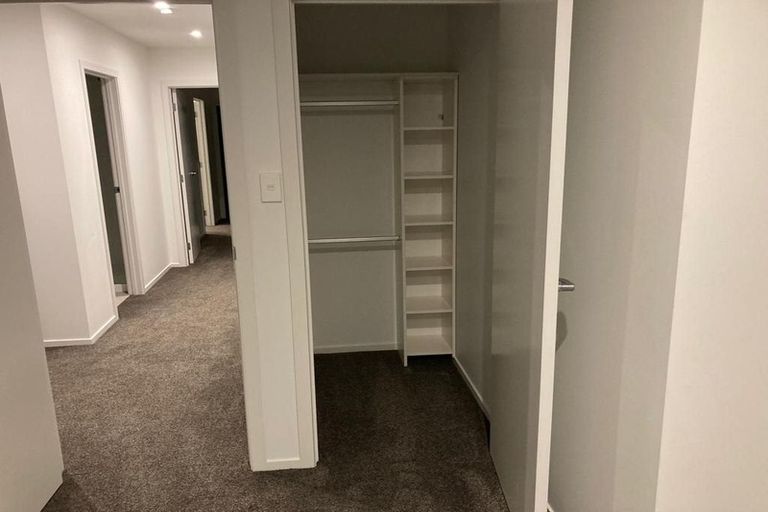 Photo of property in 4/60 Hayfield Way, Karaka, Papakura, 2580