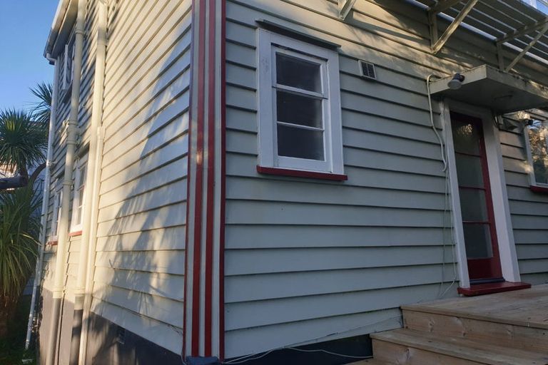 Photo of property in 44 Standen Street, Karori, Wellington, 6012