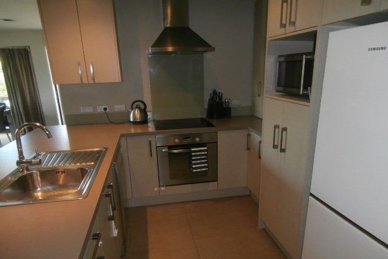 Photo of property in 136 Canon Street, Edgeware, Christchurch, 8013