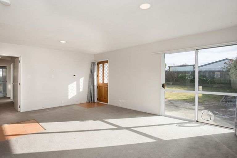 Photo of property in 60a Travis Road, Burwood, Christchurch, 8083
