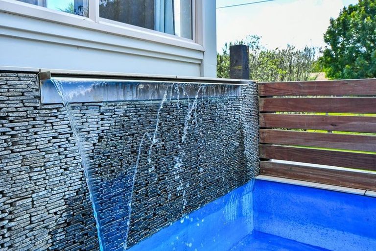 Photo of property in 22d Pacific Street, Waiuku, 2123