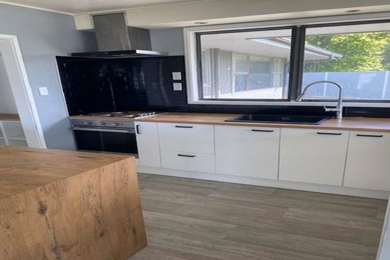 Photo of property in 2 Ngarimu Crescent, Taradale, Napier, 4112