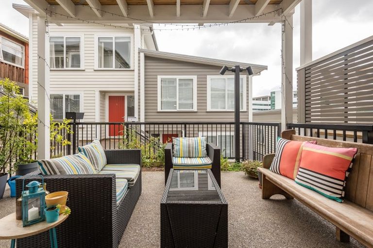 Photo of property in 239u6 Adelaide Road, Newtown, Wellington, 6021