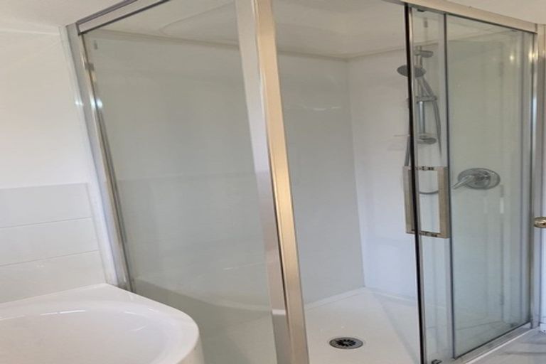 Photo of property in 20 Taupata Street, Redcliffs, Christchurch, 8081
