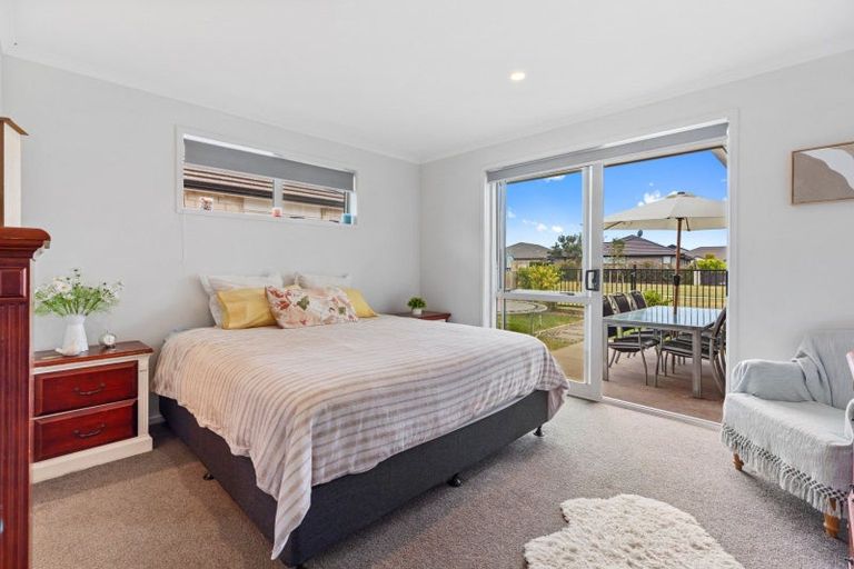 Photo of property in 8 Naeo Close, Papamoa Beach, Papamoa, 3118