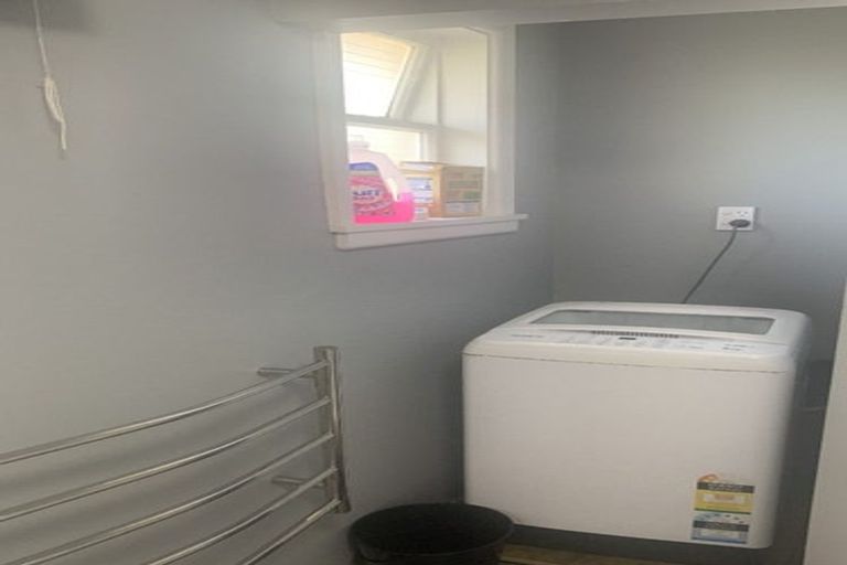 Photo of property in 156 Ilam Road, Ilam, Christchurch, 8041