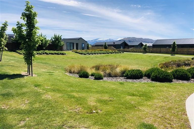 Photo of property in 26 Glen Dene Crescent, Wanaka, 9305