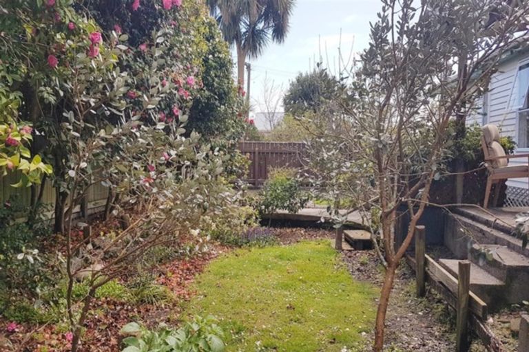 Photo of property in 4 Mclaughlins Lane, Westport, 7825