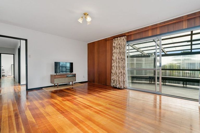 Photo of property in 45 Hokianga Street, Mangere East, Auckland, 2024