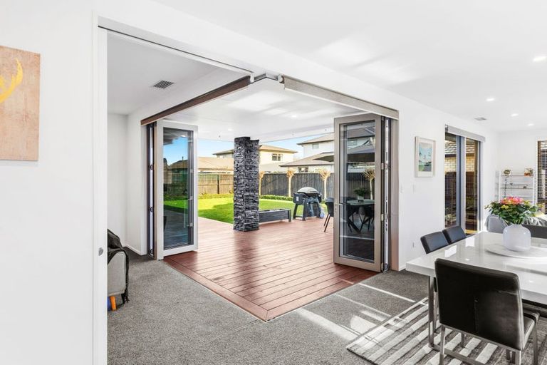 Photo of property in 16 Carpenter Drive, Prebbleton, 7604