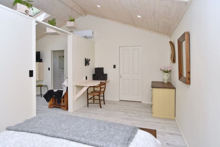 Photo of property in 7a Poulson Street, Addington, Christchurch, 8024