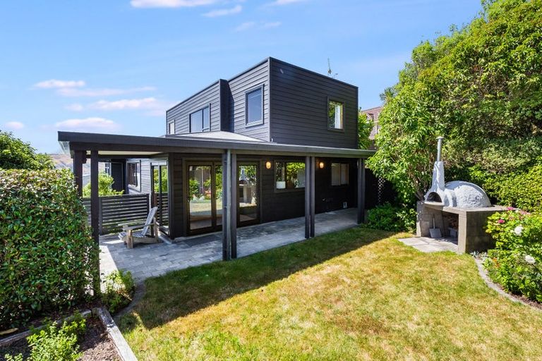 Photo of property in 14 The Crowsnest, Whitby, Porirua, 5024