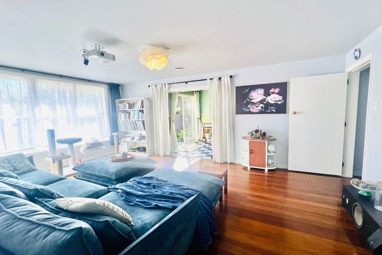 Photo of property in 73 Jollie Street, Linwood, Christchurch, 8062