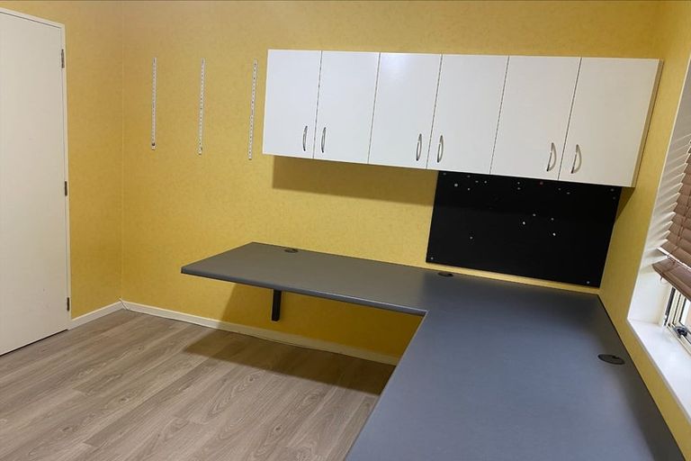 Photo of property in 46 Langdale Avenue, Paraparaumu, 5032