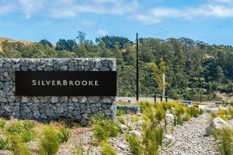 Photo of property in 37 Turtleback Avenue, Whitby, 5024