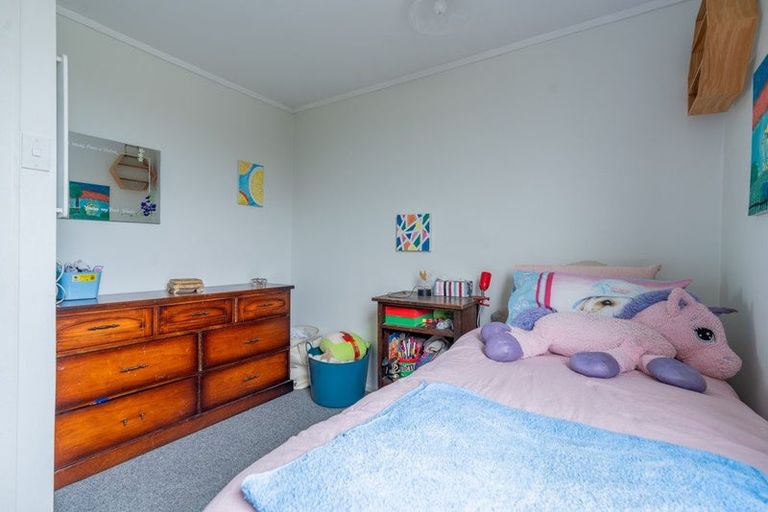 Photo of property in 24 Nore Street, Waihola, Milton, 9073