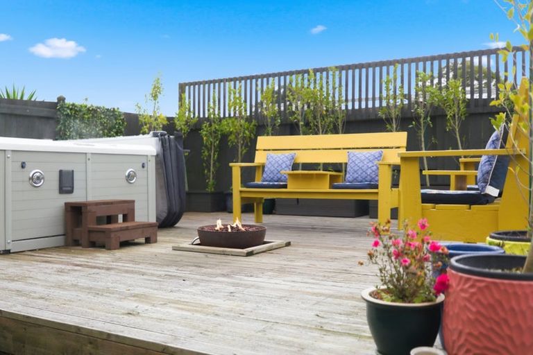 Photo of property in 35 Ocean Crest, Papamoa Beach, Papamoa, 3118