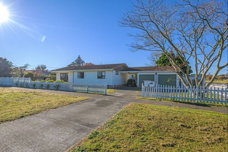Photo of property in 3 Howe Street, Foxton, 4814
