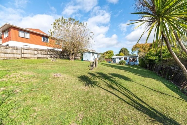 Photo of property in 48 Evans Road, Glen Eden, Auckland, 0602