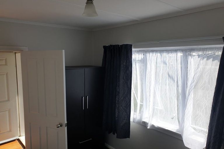 Photo of property in 16 Robinson Street, Foxton, 4814