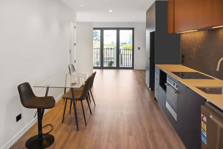 Photo of property in 2/251 Madras Street, Christchurch Central, Christchurch, 8011