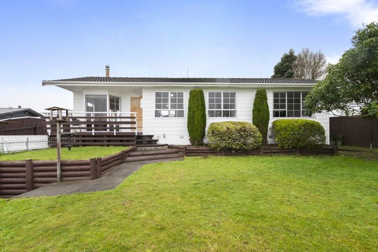 Photo of property in 8 Belk Place, Feilding, 4702