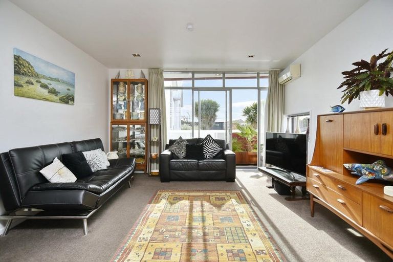 Photo of property in 2 Meredith Street, Addington, Christchurch, 8024