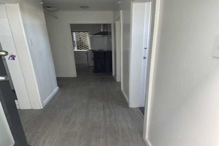 Photo of property in 13 Charlotte Avenue, Brooklyn, Wellington, 6021