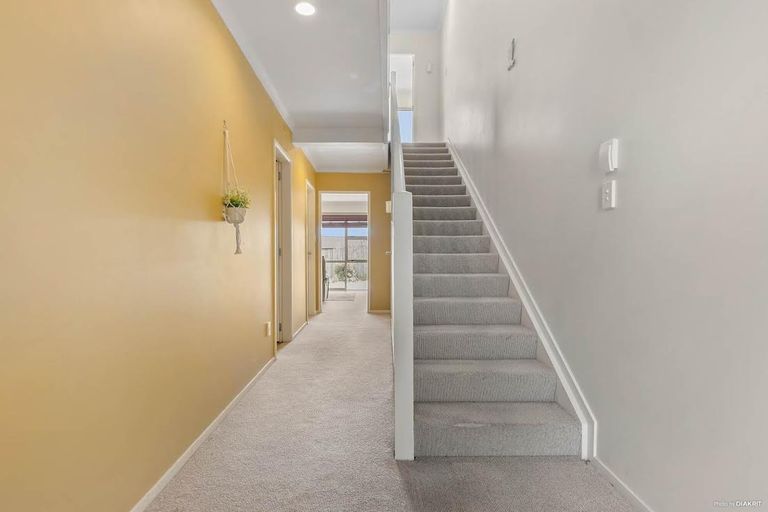 Photo of property in 4 Lime Crescent, Papakura, 2110