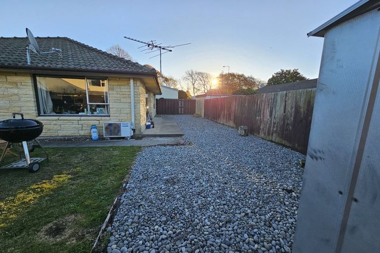 Photo of property in 18 Peer Street, Upper Riccarton, Christchurch, 8041