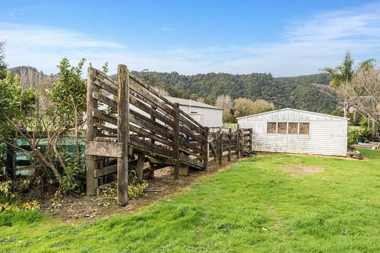 Photo of property in 386 Otaika Valley Road, Otaika, Whangarei, 0170