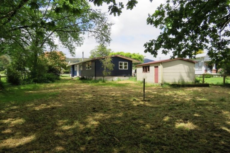 Photo of property in 14 Crampton Road, Reefton, 7830