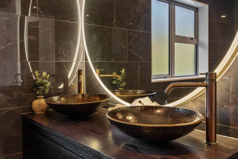 Photo of property in 158 Raumati Road, Raumati Beach, Paraparaumu, 5032