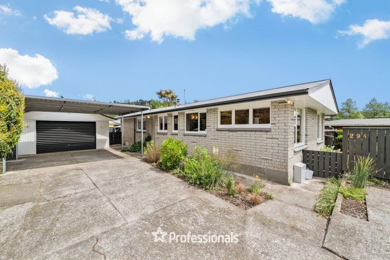 Photo of property in 294 Stokes Valley Road, Stokes Valley, Lower Hutt, 5019