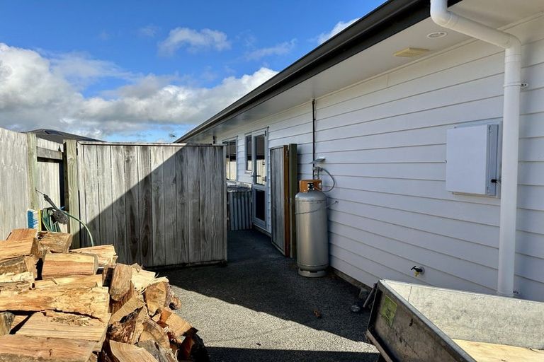 Photo of property in 24a Oak Crescent, Ashhurst, 4810