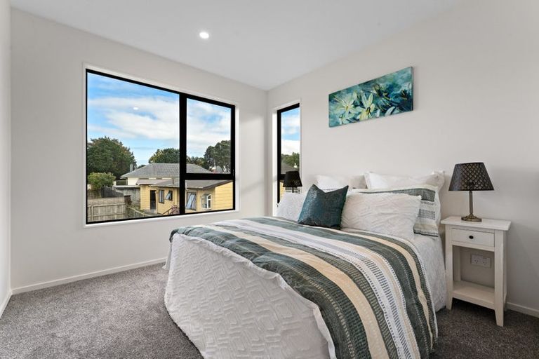 Photo of property in 4/27 Taikata Road, Te Atatu Peninsula, Auckland, 0610