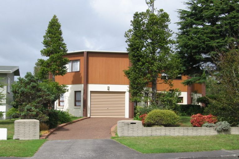 Photo of property in 119 Colwill Road, Massey, Auckland, 0614