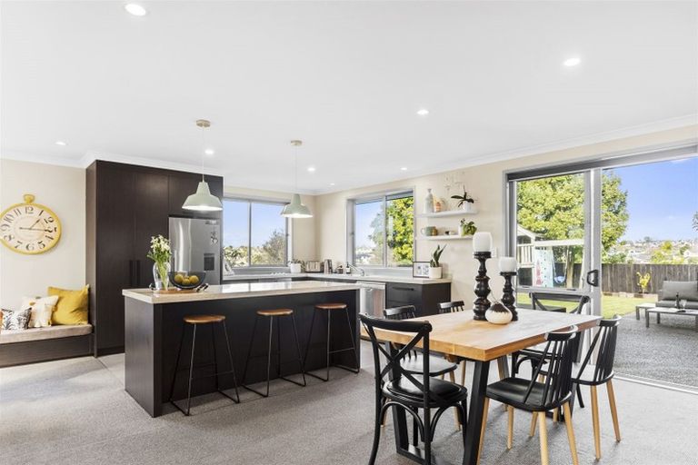 Photo of property in 105 Hawkridge Heights, Bethlehem, Tauranga, 3110