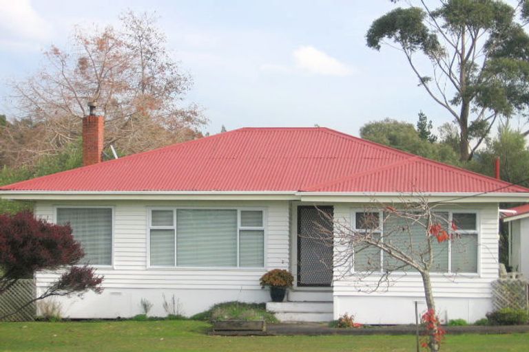 Photo of property in 136 Don Buck Road, Massey, Auckland, 0614