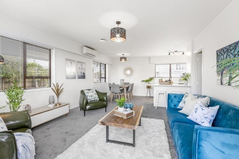 Photo of property in 1b Pleasant Road, Glen Eden, Auckland, 0602