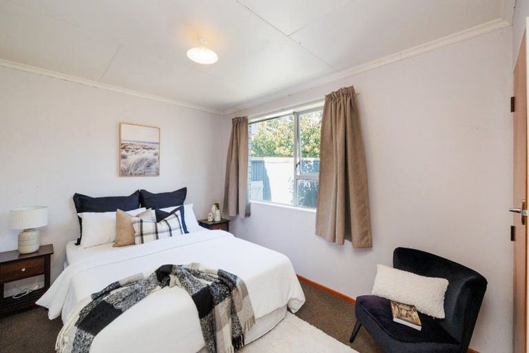 Photo of property in 8 Kiwi Court, Roslyn, Palmerston North, 4414