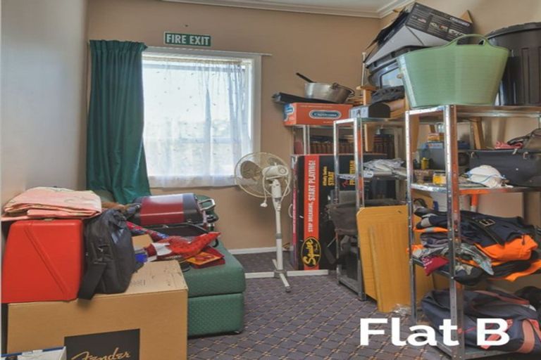 Photo of property in 22 Coote Road, Bluff Hill, Napier, 4110