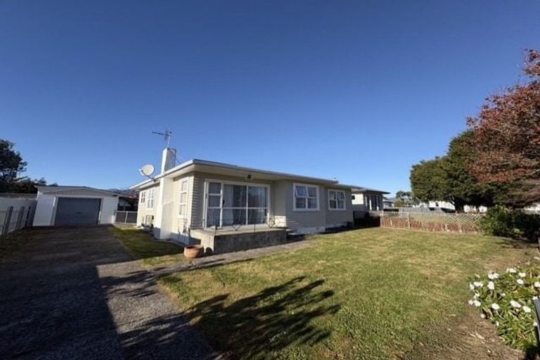 Photo of property in 5 Arran Street, Levin, 5510