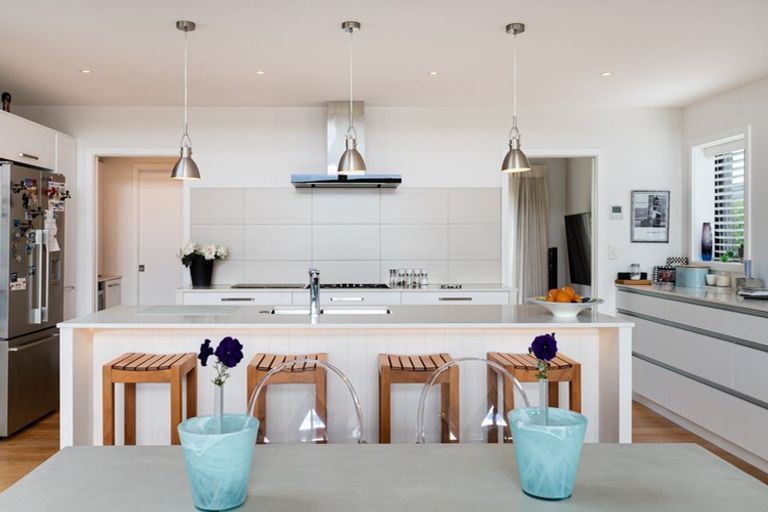 Photo of property in 37 Mcadam Drive, Jacks Point, Queenstown, 9371